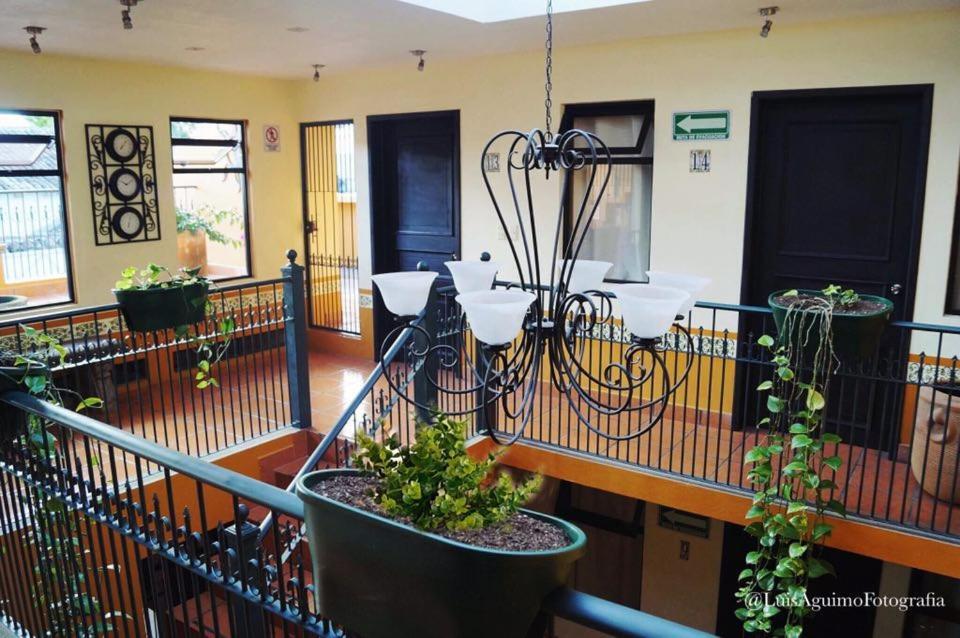 Hotel Del Pasaje Morales Comitan de Dominguez Kültér fotó