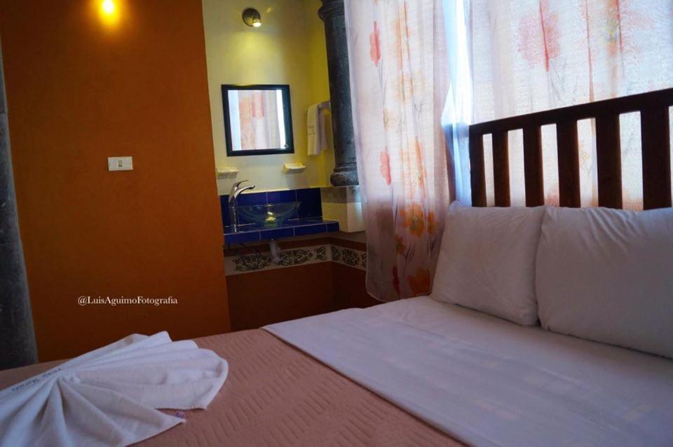 Hotel Del Pasaje Morales Comitan de Dominguez Kültér fotó